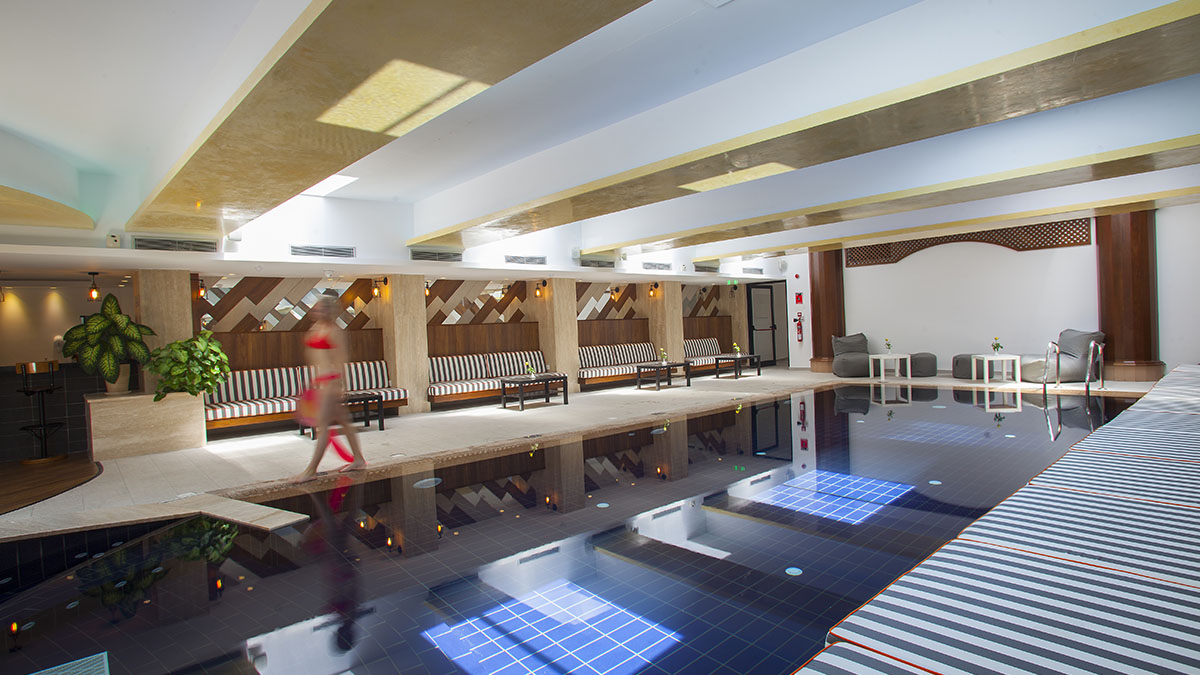 Cavo Maris Beach Hotel